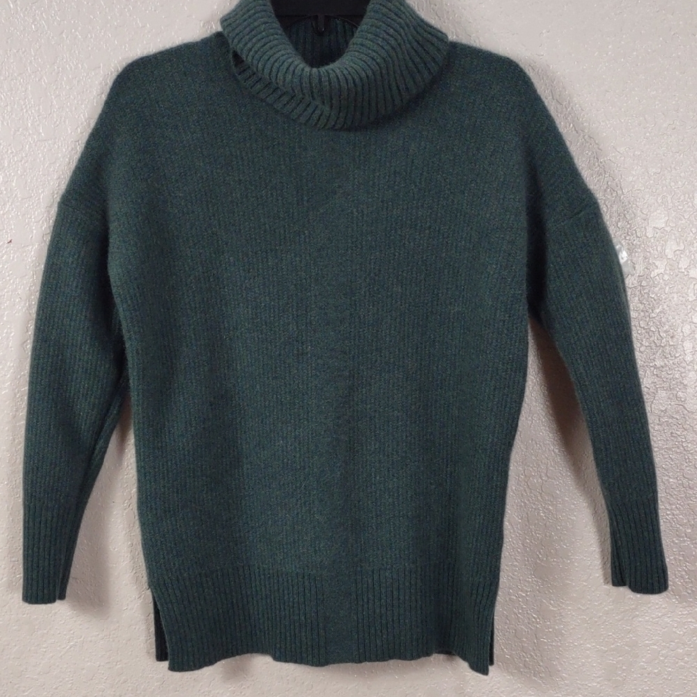 CYNTHIA ROWLEY 100 % CASHMERE Cozy Green Turtleneck Sweater - Picture 6 of 17